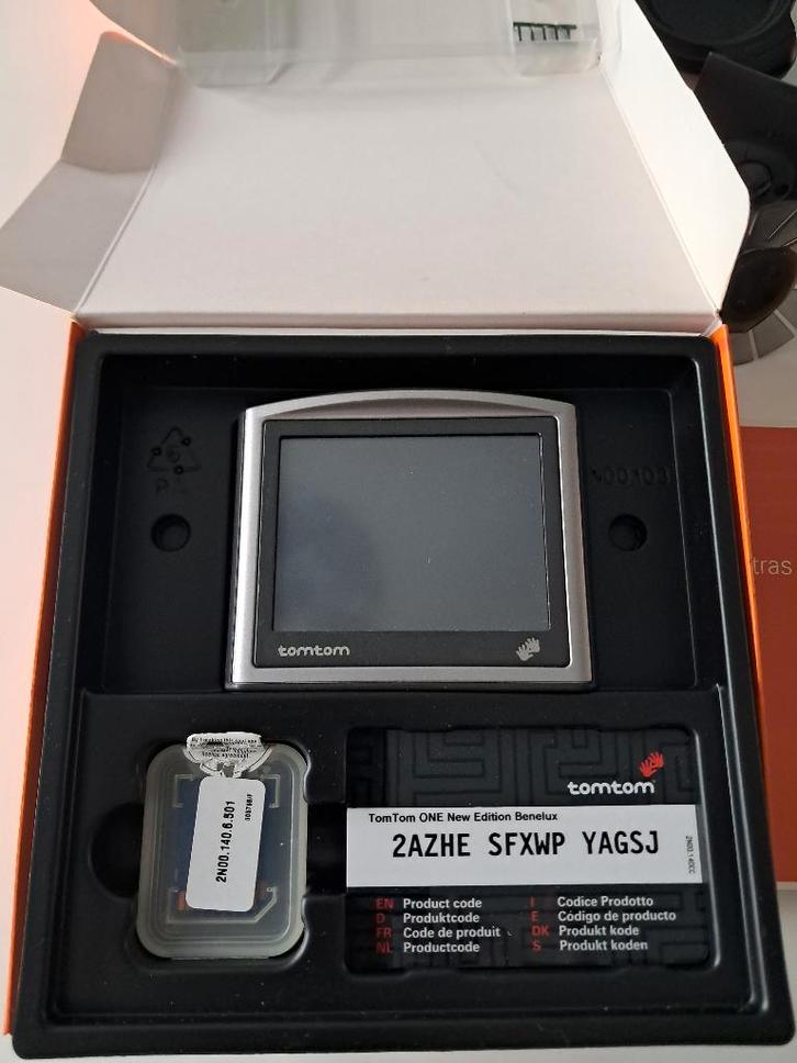 GPS tomtom met toebehoren, Autos : Divers, Navigation de voiture, Utilisé, Enlèvement ou Envoi