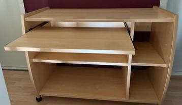 Bureau / PC of Gamesmeubel beschikbaar voor biedingen