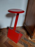 Vintage - Design hoge stoel in metaal, Huis en Inrichting, Stoelen, Gebruikt, Design, Ophalen of Verzenden, Metaal