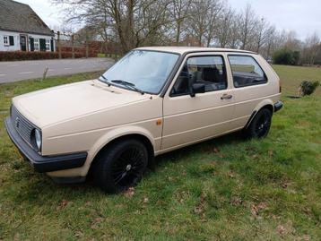 Golf 2 januari 1985 beschikbaar voor biedingen