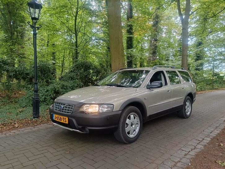 Volvo v70xc 2.4 benzine 200 pk automaat, Auto's, Volvo, Particulier, XC70, 4x4, ABS, Airbags, Airconditioning, Alarm, Boordcomputer