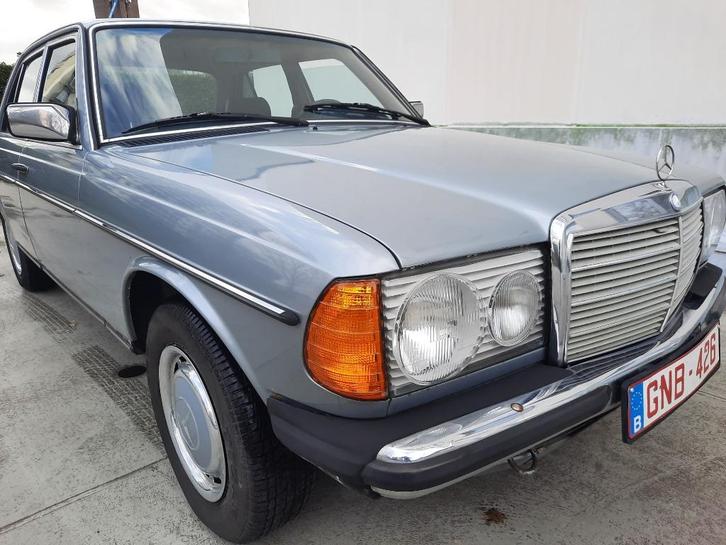 Mercedes W123 200 E Benz. Open dak 140000km+1ste eigenaar, Auto's, Mercedes-Benz, Particulier, 200-Serie, Airbags, Centrale vergrendeling