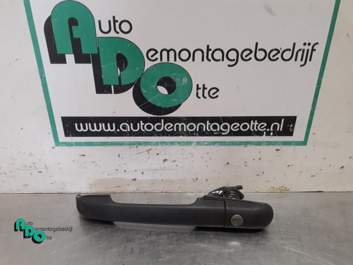 Poignée portière 4portes avant gauche d'un Mercedes Sprint, Autos : Pièces & Accessoires, Carrosserie & Tôlerie, Mercedes-Benz