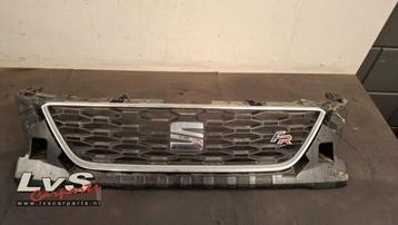 Grille van een Seat Leon beschikbaar voor biedingen