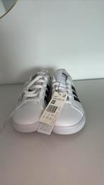 Chaussures Adidas, taille 35, Ophalen, Nieuw