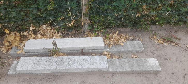 Beton lintelen, Doe-het-zelf en Bouw, Metselstenen, Zo goed als nieuw, Beton, Ophalen