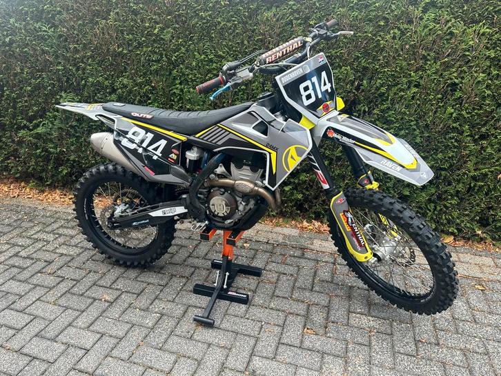 Husqvarna fc 250 (2019) HGS 4t, Fietsen en Brommers, Brommers | Crossbrommers, Zo goed als nieuw, Ophalen
