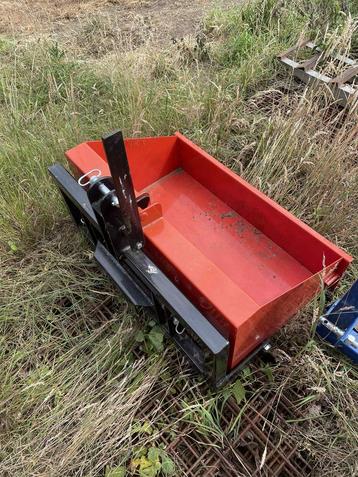 Minitractor toebehoren beschikbaar voor biedingen
