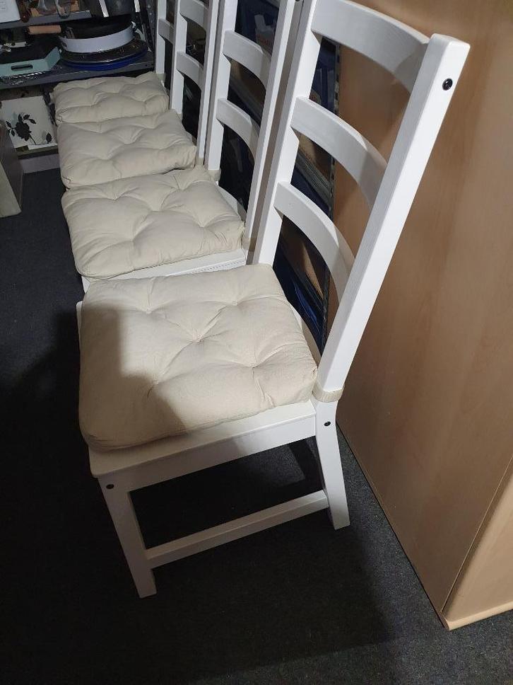 keukenstoelen met kussens, Huis en Inrichting, Stoelen, Zo goed als nieuw, Vier, Hout, Wit, Ophalen
