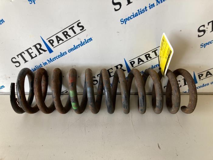 Veerschroef voor van een Mercedes SL, Auto-onderdelen, Ophanging en Onderstel, Mercedes-Benz, Gebruikt, 3 maanden garantie, Ophalen of Verzenden