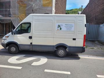 Spécialiste Toiture Façade  beschikbaar voor biedingen