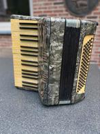 Hohner Tango II piano accordeon, Muziek en Instrumenten, Accordeons, Ophalen, Gebruikt, Met riemen, 80-bas