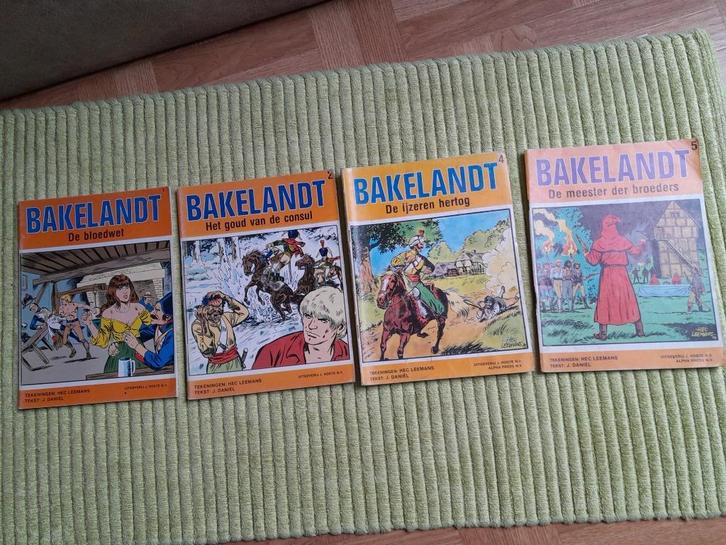 strips claire en bakelandt, Boeken, Stripverhalen, Gelezen, Ophalen of Verzenden