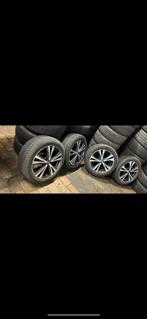 Jante Nissan 18 pouces avec pneus, 215 mm, 4 Saisons, Pneu(s), 18 pouces