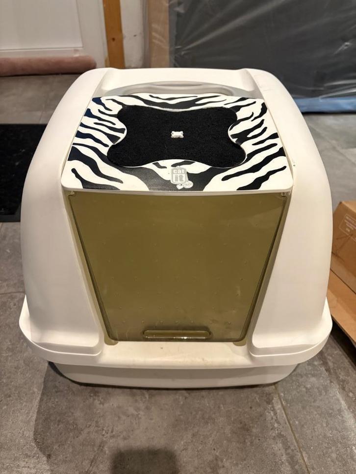 Kattenbak XL zebra, Dieren en Toebehoren, Kattenbakken, Gebruikt, Gesloten, Ophalen