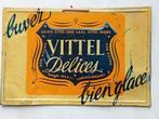 Vintage reclamebord VITTEL CA 1960, Ophalen of Verzenden, Zo goed als nieuw, Reclamebord