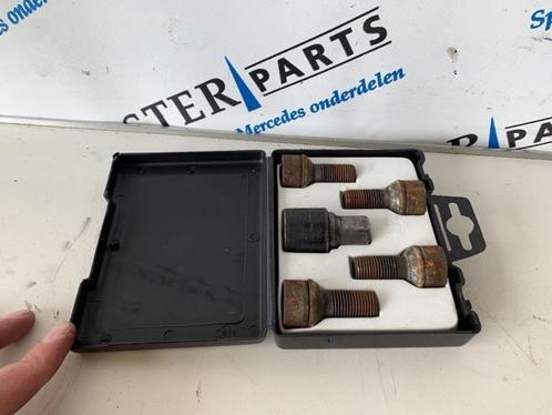 Wielbouten set van een Mercedes C-Klasse, Auto-onderdelen, Remmen en Aandrijving, Mercedes-Benz, Gebruikt, 3 maanden garantie