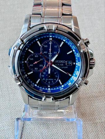 Seiko V172-OAJO zonnechronograaf met alarm. beschikbaar voor biedingen