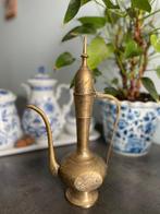 Cruche orientale vintage en laiton, Antiquités & Art, Enlèvement, Cuivre