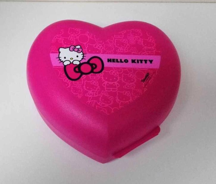 Tupperware™ Boite Cœur « Hello Kitty » rose, Maison & Meubles, Accessoires pour la Maison | Miroirs, Neuf, Moins de 50 cm, Autres formes