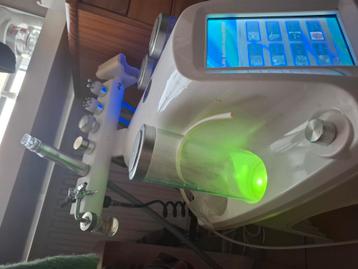 7 in 1 vacuüm schoonheidsapparaat beschikbaar voor biedingen