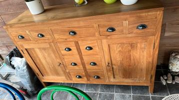 Mooie teakhouten kast dressoire beschikbaar voor biedingen
