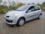 RENAULT CLIO 1.5DCI ❗ VERSNELLINGSBAKLAGER ❗, Auto's, Voorwielaandrijving, Stof, 50 kW, Zwart