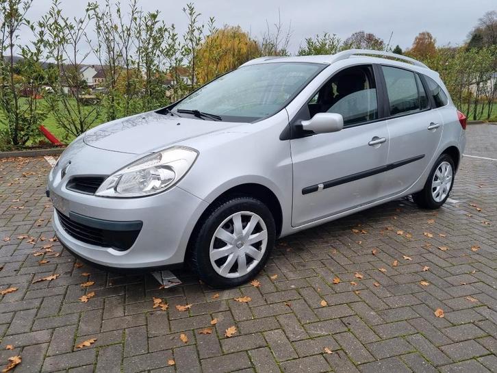 RENAULT CLIO 1.5 DCI ❗ VERSNELLINGSBAKLAGER ❗, Auto's, Renault, Bedrijf, Te koop, Clio, Airconditioning, Centrale vergrendeling