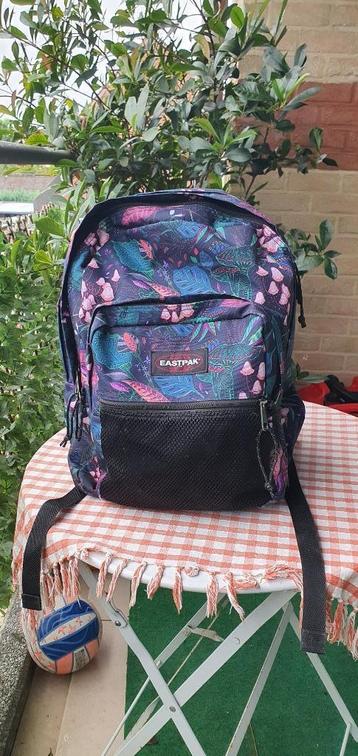 EASTPAK rugzak 2 compartimenten + 2 zakken