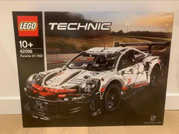 Lego technic Porsche 911 RSR
