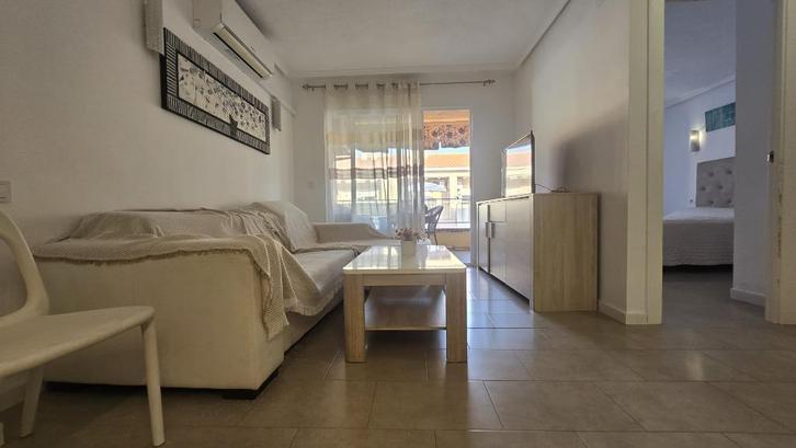 TE KOOP MOOI APPARTEMENT OP 2 MIN VAN HET STRAND.TORREVIEJA, Immo, Huizen en Appartementen te koop