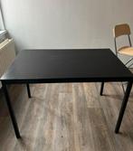 Zwarte tafel 110 x 67 cm, Huis en Inrichting, Tafels | Eettafels, Ophalen, Zo goed als nieuw