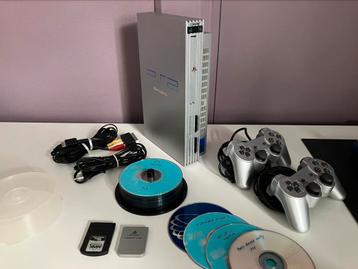 Ps2 zilver phat incl mod chip en veel spellen. beschikbaar voor biedingen