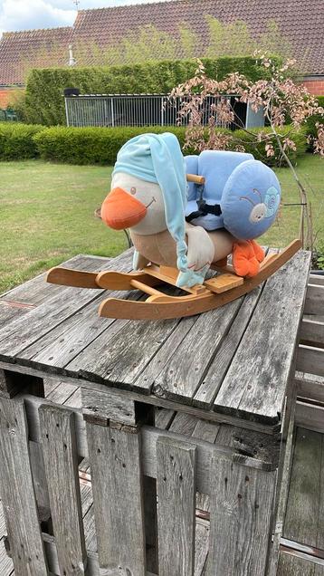 Houten schommel eend, Enlèvement, Utilisé