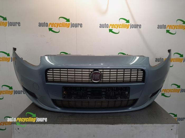 Voorbumper van een Fiat Punto Grande (448), Auto-onderdelen, Carrosserie, Bumper, Fiat, Gebruikt, 3 maanden garantie