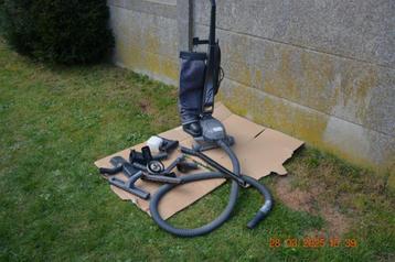 Kirby beschikbaar voor biedingen