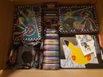 Mega doos pokemon spullen en bulk, Hobby en Vrije tijd, Ophalen of Verzenden, Zo goed als nieuw