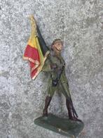 Belgische speelgoed soldaat met vlag, belgische makelij TOP, Verzamelen, Militaria | Algemeen, Ophalen of Verzenden