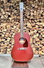 Gibson J-45 Special Wine Red Satin (2024), Muziek en Instrumenten, Snaarinstrumenten | Gitaren | Akoestisch, Ophalen of Verzenden