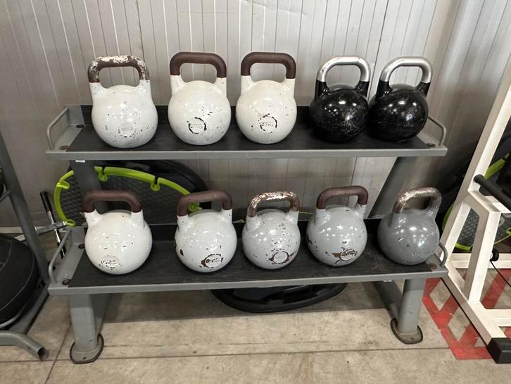 Competitie Kettlebells 6kg t/m 20kg + Opbergrek, Sport en Fitness, Fitnessmaterialen, Gebruikt, Kettlebell, Ophalen