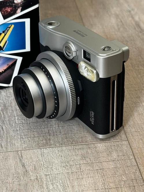 Fujifilm instax mini 90, Audio, Tv en Foto, Fotocamera's Analoog, Zo goed als nieuw, Ophalen