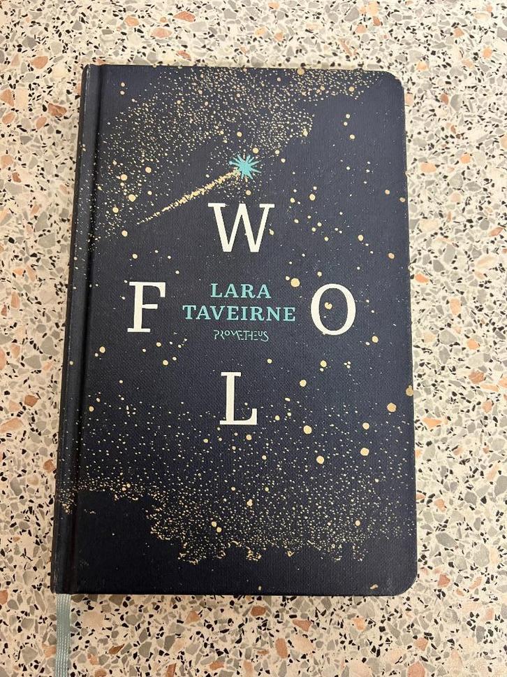 Lara Taveirne. Wolf., Boeken, Literatuur, Zo goed als nieuw, België, Ophalen of Verzenden