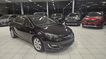 Opel Astra 1.4Turbo BENZINE 103Kw Euro 5b Automaat Jaar beschikbaar voor biedingen