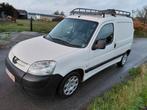 Peugeot partner td 1600 cc lichte vracht, Auto's, Voorwielaandrijving, 1250 kg, Zwart, 4 cilinders