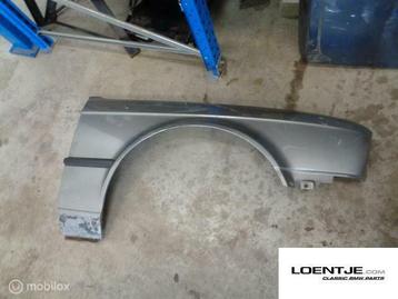 Spatbord rechts BMW e30 325i 320i 318i 316i beschikbaar voor biedingen