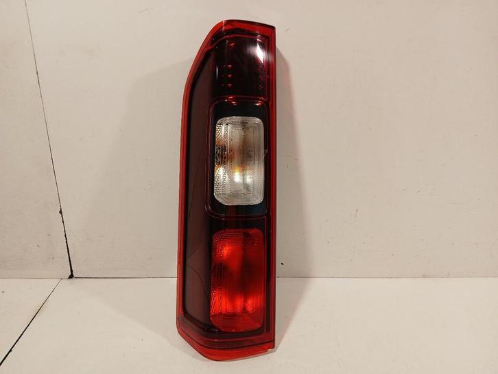 Achterlicht links buiten Opel Vivaro, Auto-onderdelen, Verlichting, Opel, Gebruikt, Herkomst onderdeel bekend, 12 maanden garantie