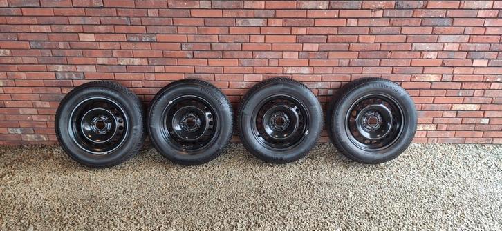 Winterbanden continental 15", Auto-onderdelen, Banden en Velgen, Banden en Velgen, Winterbanden, 15 inch, Personenwagen, Nieuw