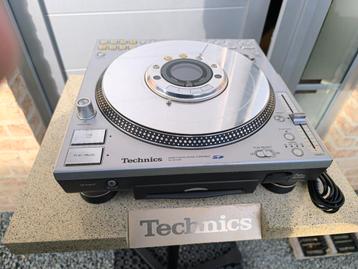 TECHNICS SL DZ1200 - DJ's CD speler beschikbaar voor biedingen