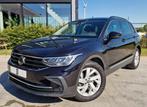 Volkswagen Tiguan 1.5/Camera/Trekhaak/Carplay/Heated Seats, Auto's, Volkswagen, Stof, Zwart, SUV of Terreinwagen, Tiguan