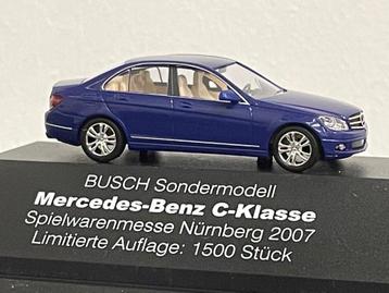 Busch MB C-klasse sedan blauw 1/87 beschikbaar voor biedingen